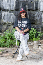 Load image into Gallery viewer, Blank Easel Puff Runner Tee Black (Red &amp; Blue)
